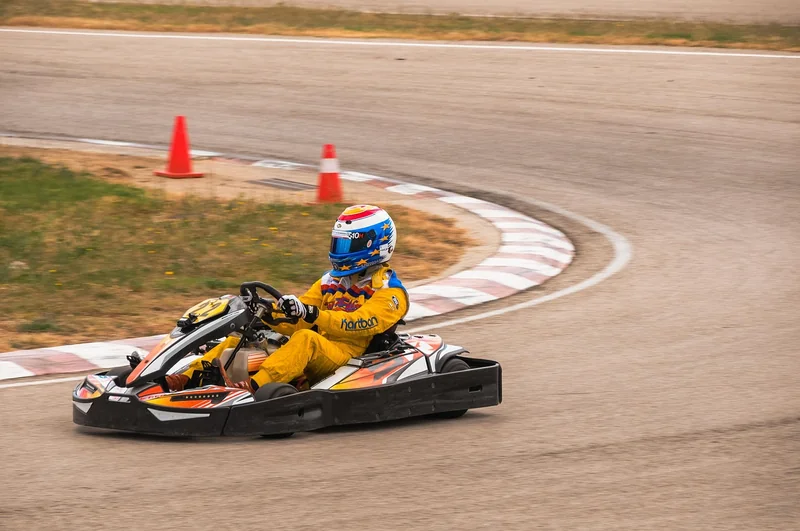 Sécurité en karting : ce que tout parent doit savoir